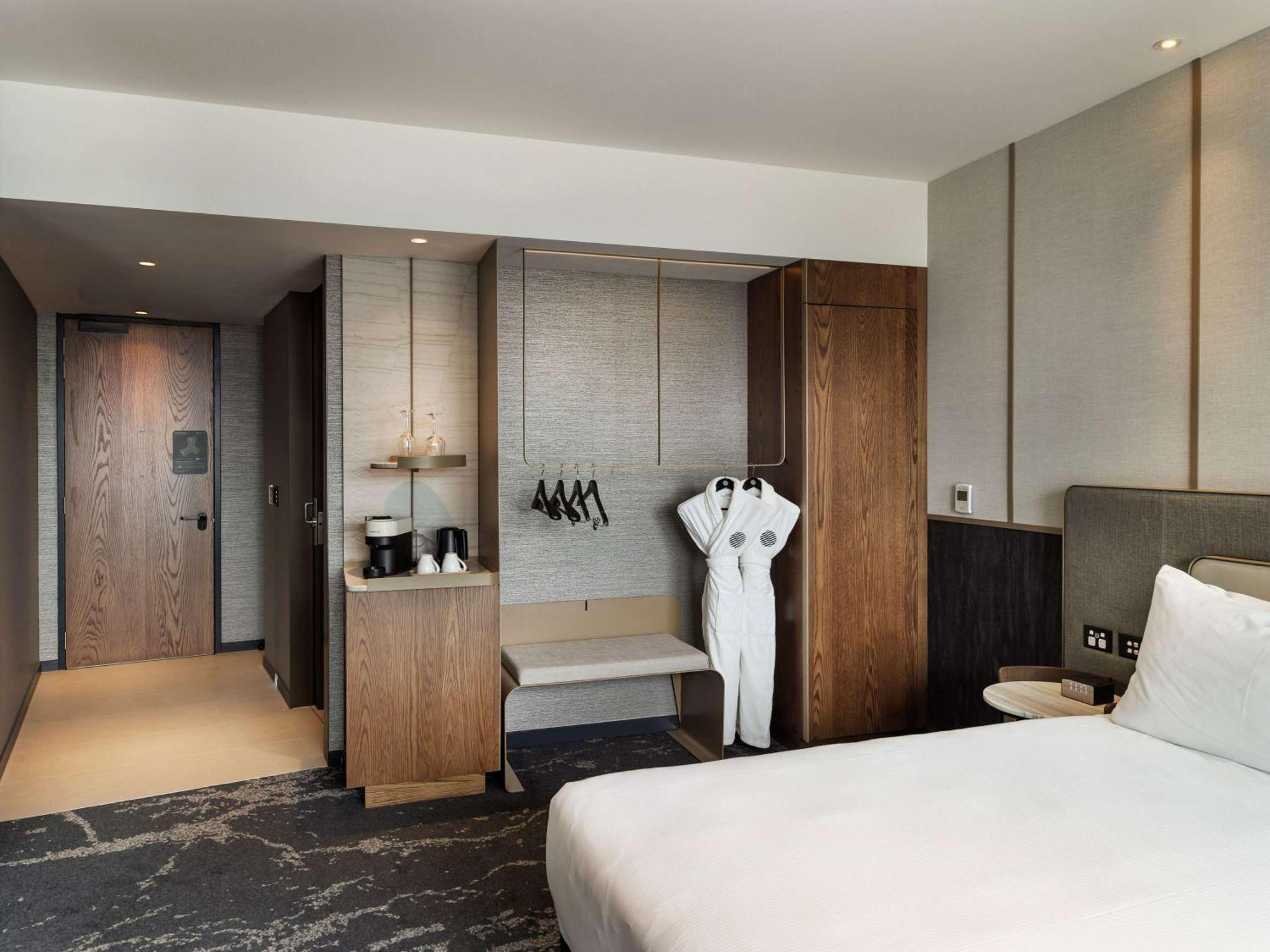 Pullman Auckland Airport Hotell Eksteriør bilde A room at the hotel