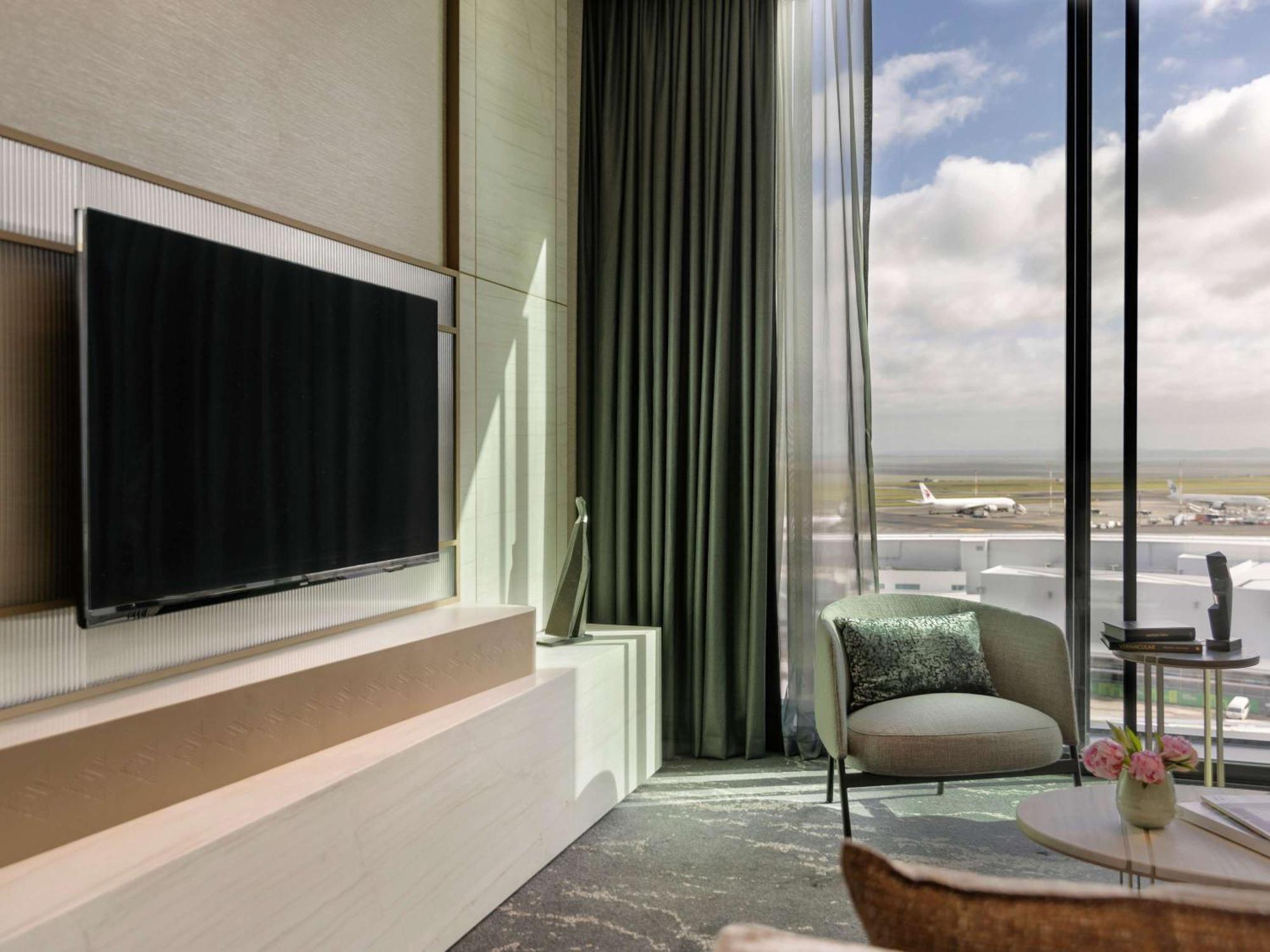Pullman Auckland Airport Hotell Eksteriør bilde A room at the hotel